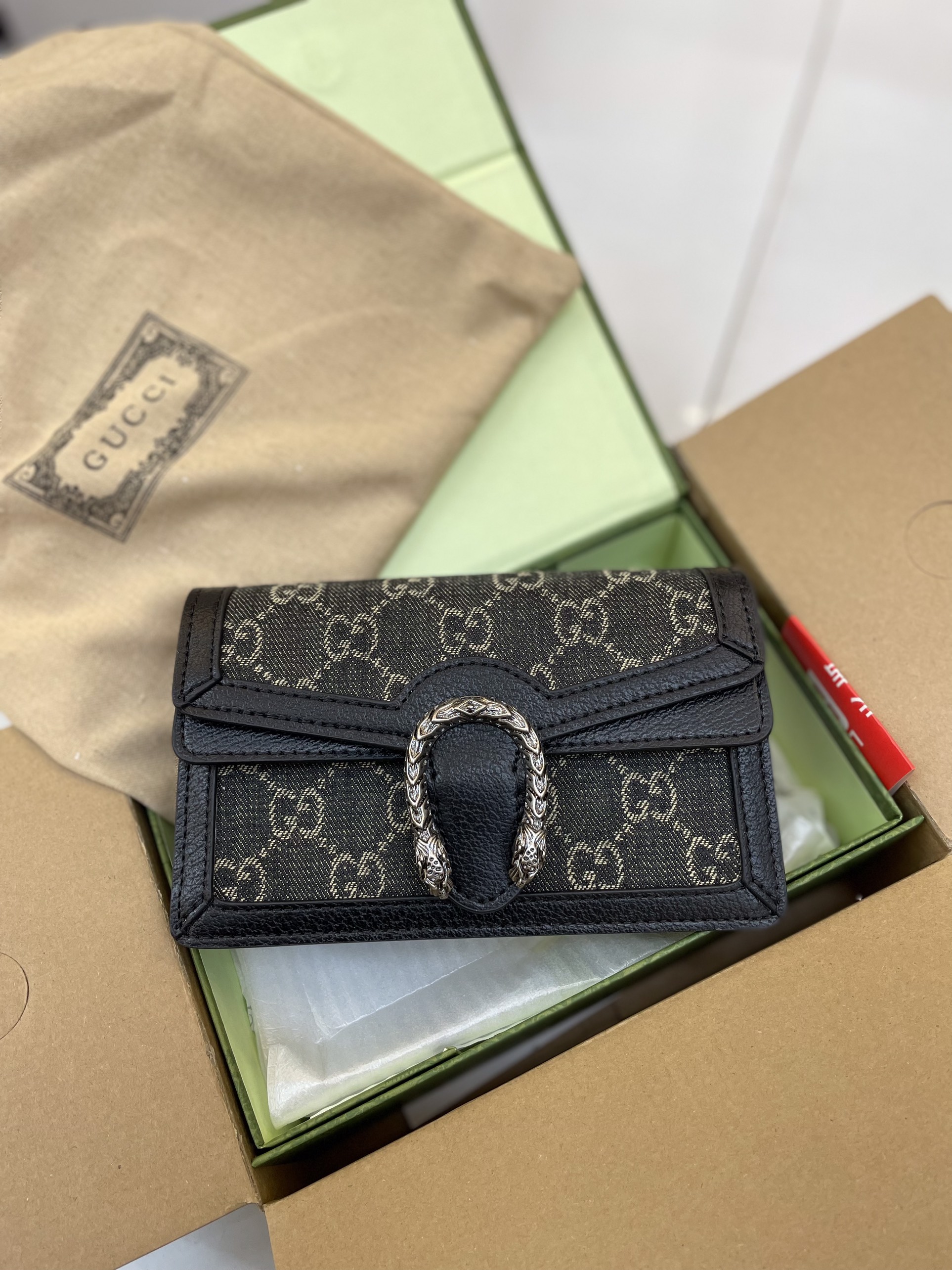 Túi Xách Gucci Dionysus Super Màu Đen Khóa Bạc Size 18cm